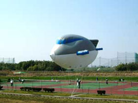 飛行機バルーン