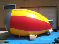 飛行船型アドバルーン